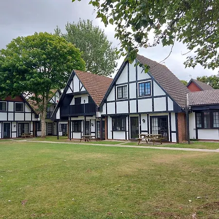 3.9. Tudor Court *